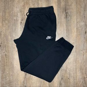 Nike Women's Essential Fleece Jogger Pants